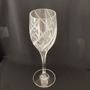 Mikasa Cut Crystal Windlass Wine Glass 8.25" height 2 1/8 in width Excellent!